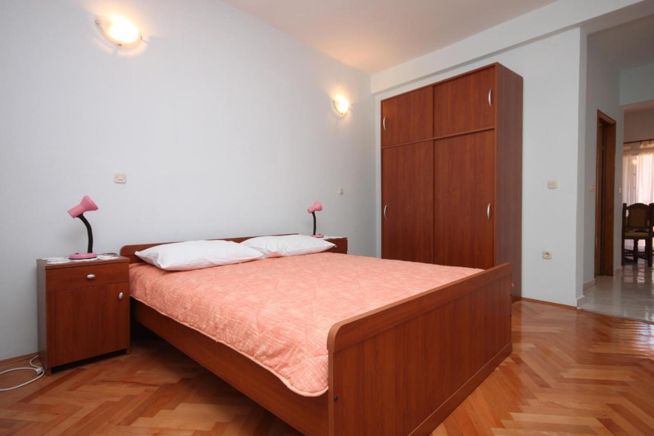 Apartments With A Parking Space Tkon, Pasman - 6216 Exterior foto