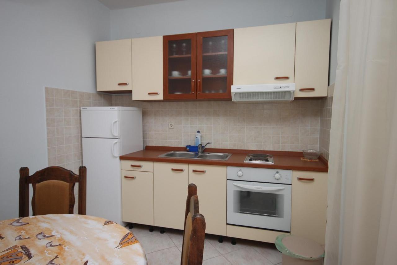 Apartments With A Parking Space Tkon, Pasman - 6216 Exterior foto